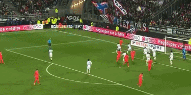 赫夫赛季第7次单场4+盖帽领跑全联盟，文班&斯图尔特5次