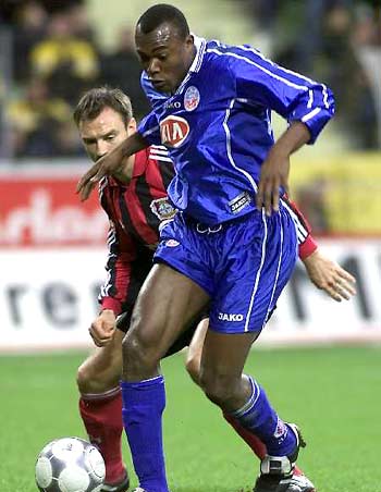 意媒：加斯佩里尼曾邀德罗西住他在热那亚的家，德罗西婉拒了（意媒：加斯佩里尼曾邀德罗西入住其热那亚住所，后者婉拒）