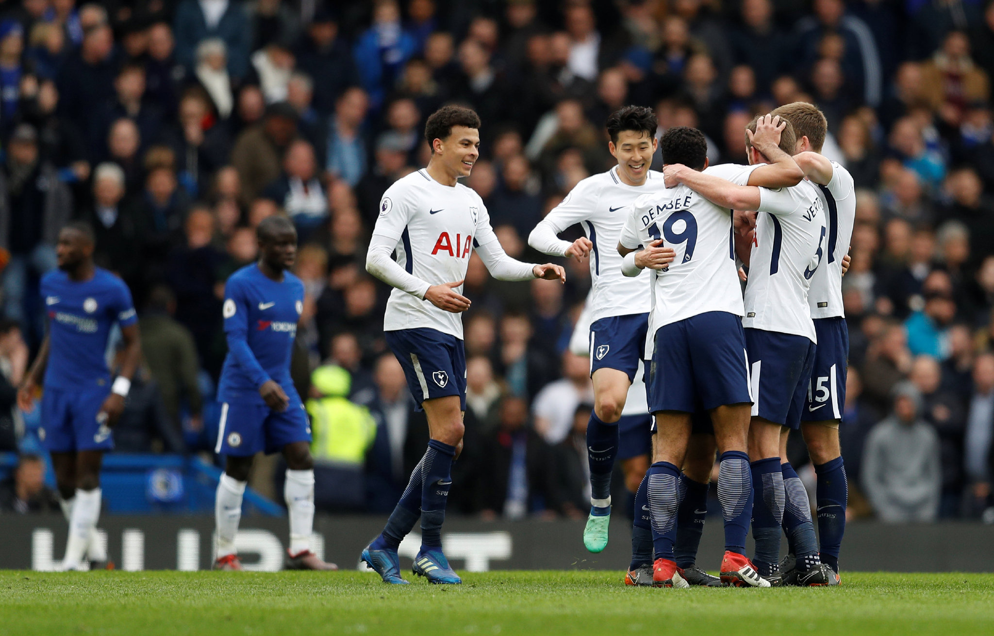 德甲联赛 - 海登海姆对阵拜仁慕尼黑（德甲焦点战：海登海姆迎战拜仁慕尼黑）