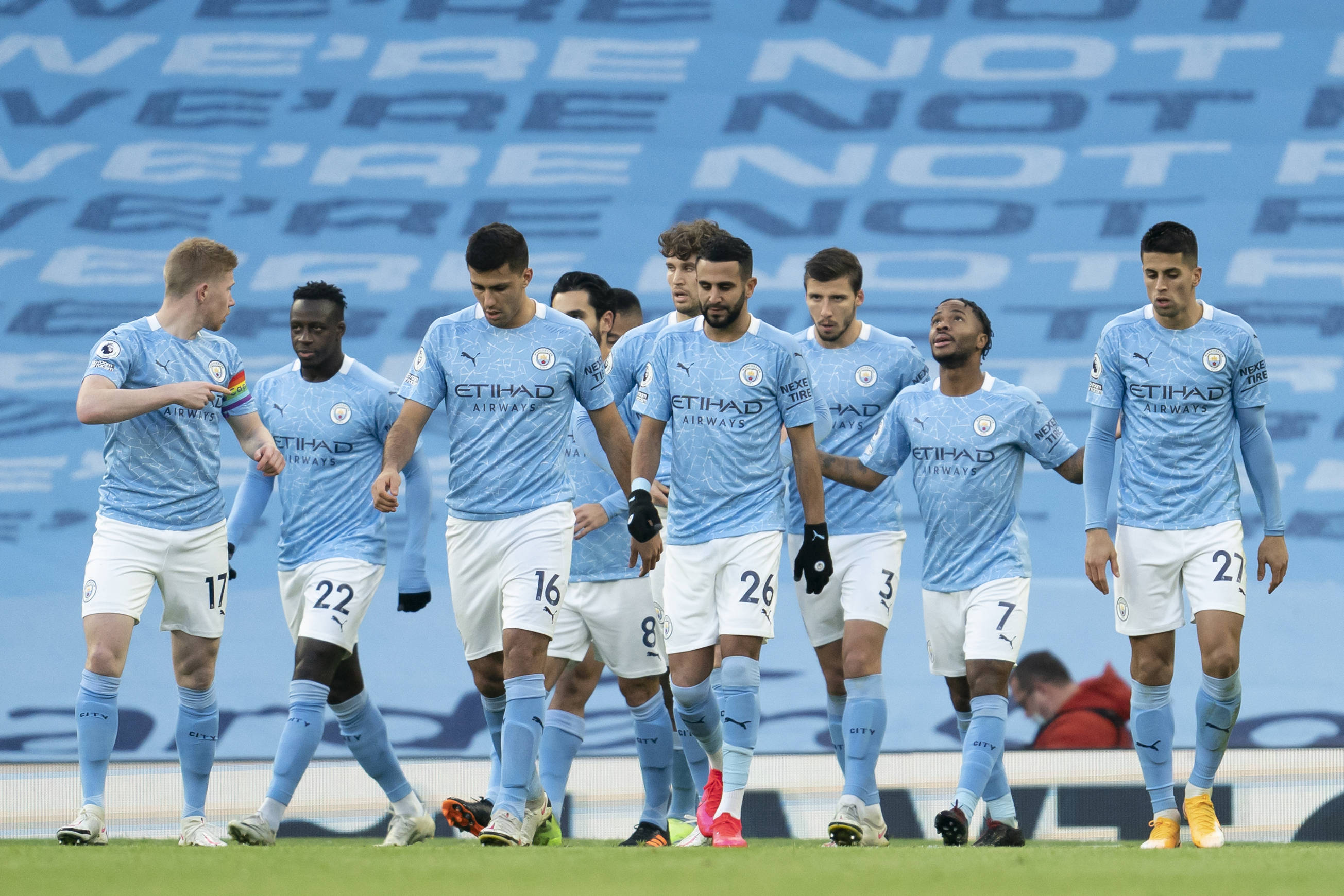 库尔图瓦2025年扑救174次，冠绝五大联赛门将（库尔图瓦2025年174次扑救，五大联赛门将之最）