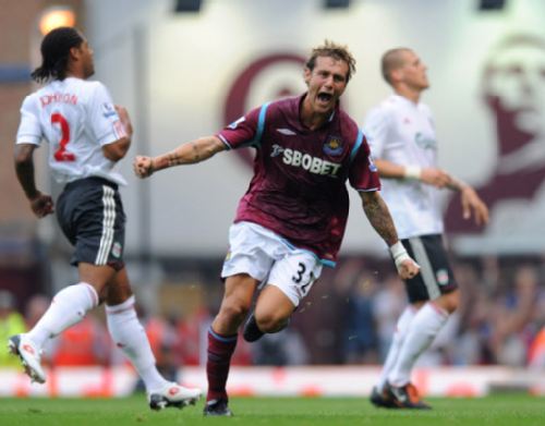 神锋，帕罗特11月2场世预赛打入5球帮助爱尔兰挺进附加赛