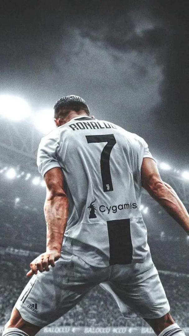 剑南春｜皇马1-1赫罗纳遭遇西甲3连平丢榜首，姆巴佩点射救主（剑南春｜西甲：皇马1-1赫罗纳，三连平致丢榜首，姆巴佩点球扳平救主）