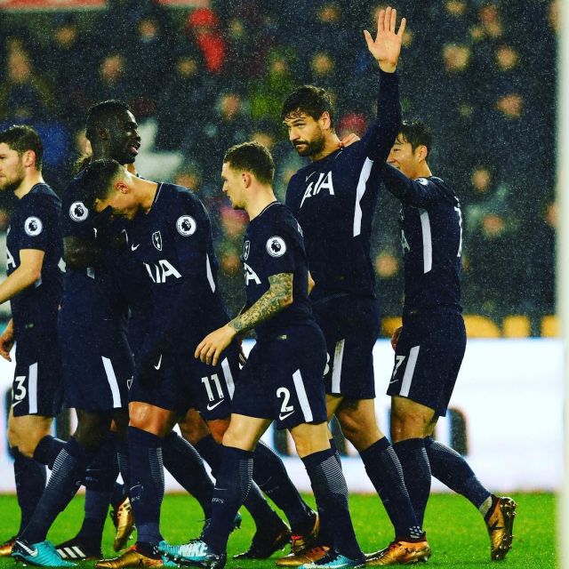 篮球火箭球员连续两场关键投篮命中